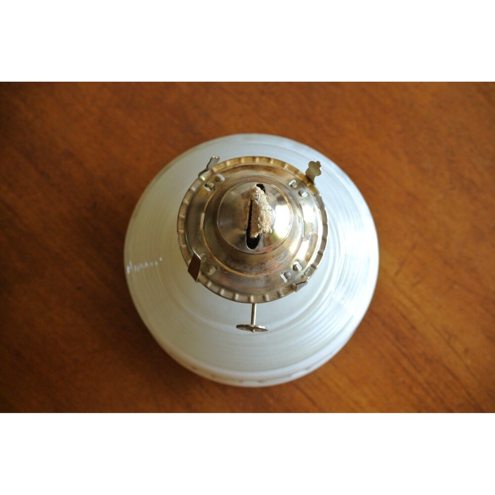 Lamp Light Farms Oil Hurricane Traditional Cream Base 5.75"Diameter Used Wick - Picture 6 of 11